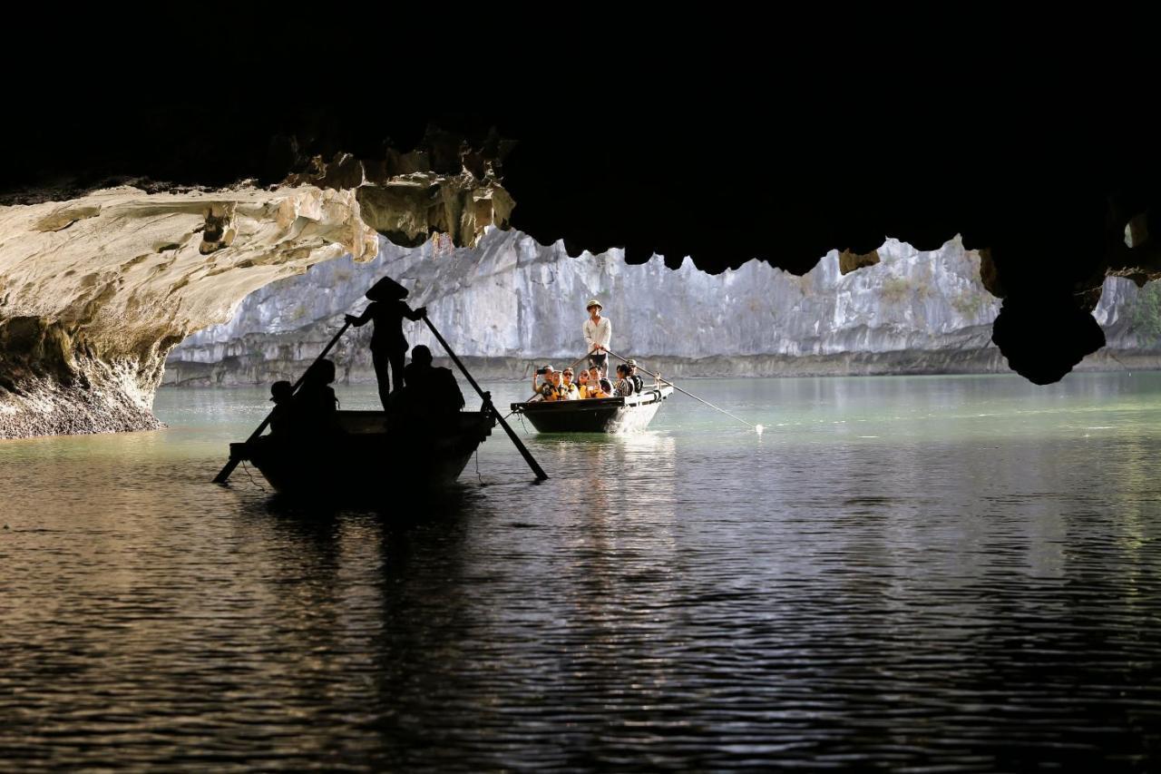 Hotel V'Spirit Cruise Ha Long Esterno foto