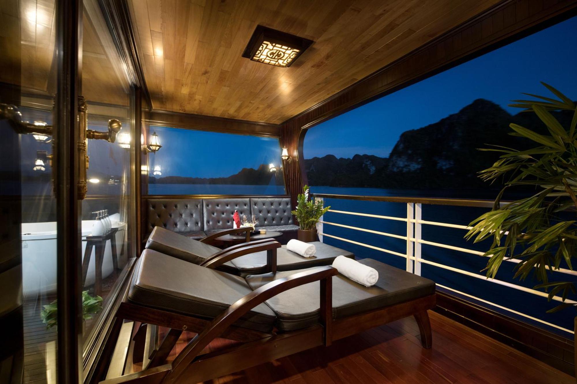 Hotel V'Spirit Cruise Ha Long Esterno foto